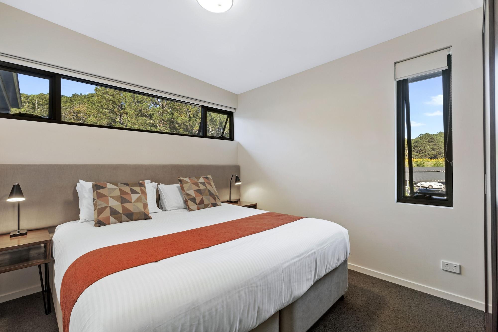 Altitude On Montville Esterno foto A bedroom at the hotel
