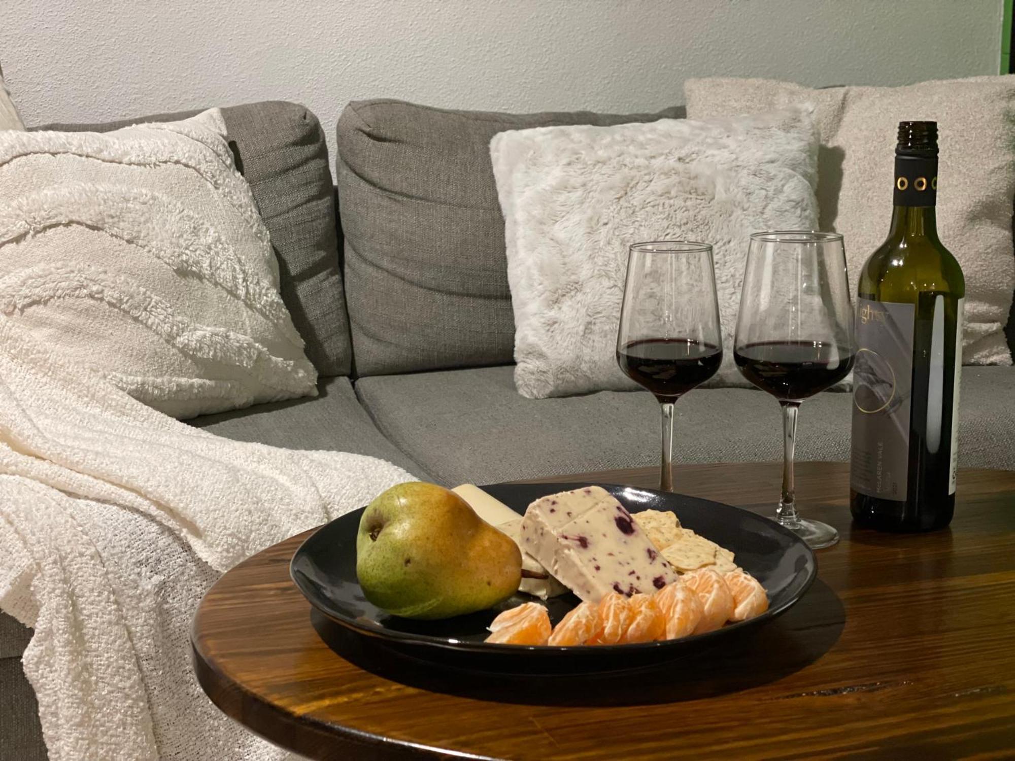 Altitude On Montville Camera foto A wine and cheese pairing