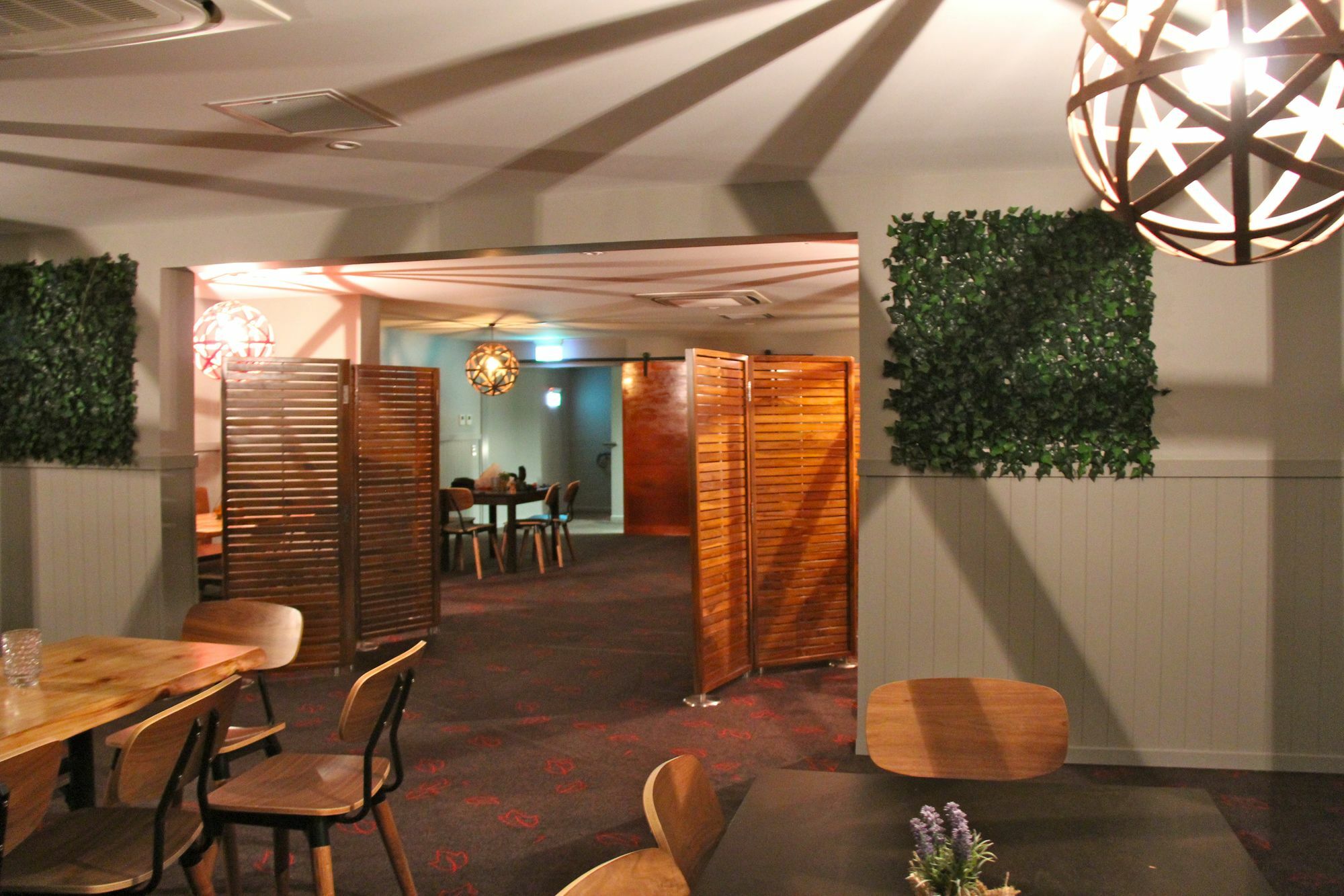 Altitude On Montville Esterno foto The interior of the restaurant